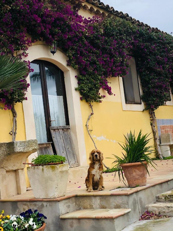 Casale Rocca Fiorita Bed & Breakfast Acate Exterior photo